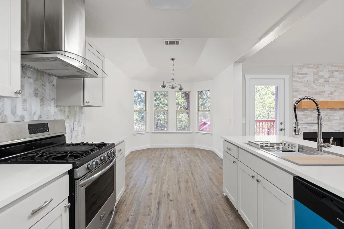 Photo of 5708 Lark Creek DR