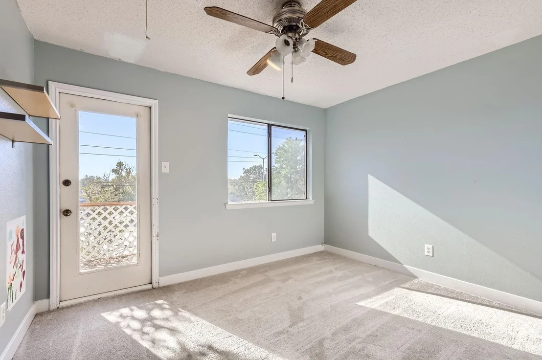 Photo of 1711 Ryon LN