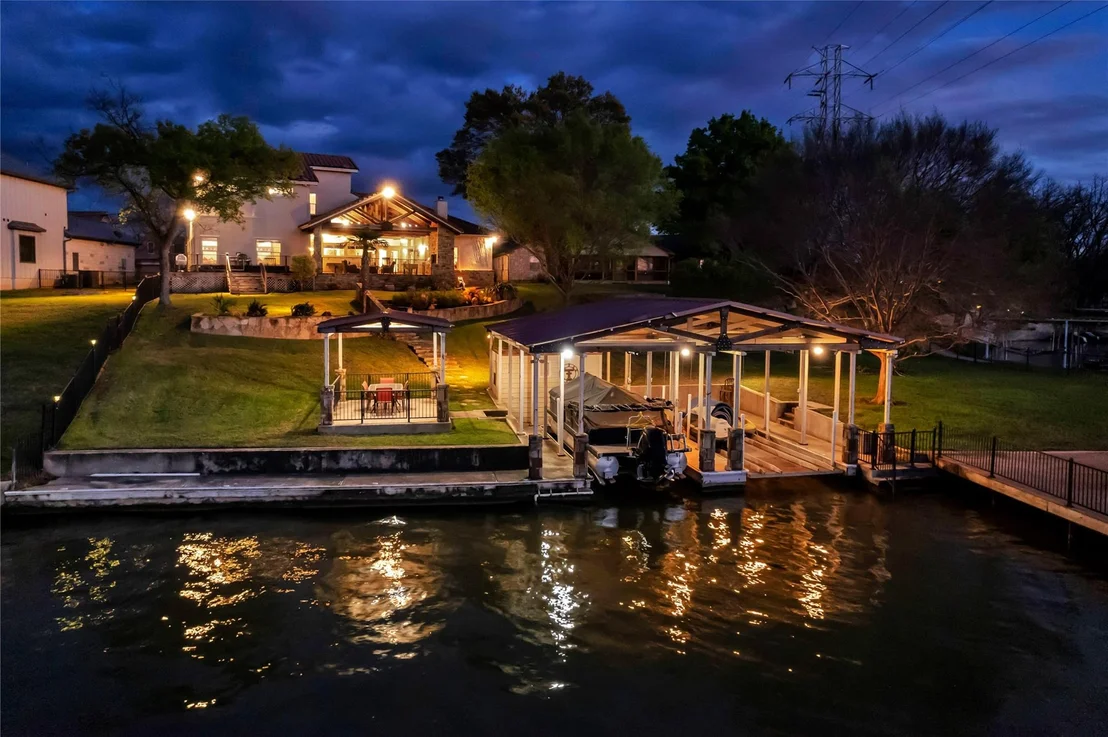Photo of 202 Bridgepoint DR