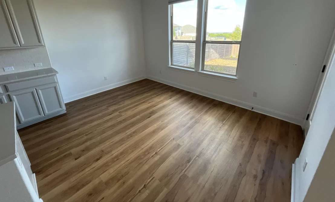 Photo of 424 Turnbuckle BND