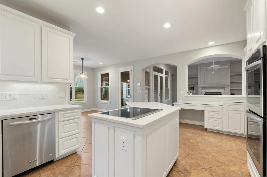 Photo of 127 Roberts CIR