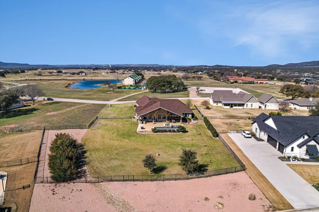 Photo of 106 Rangeway CIR