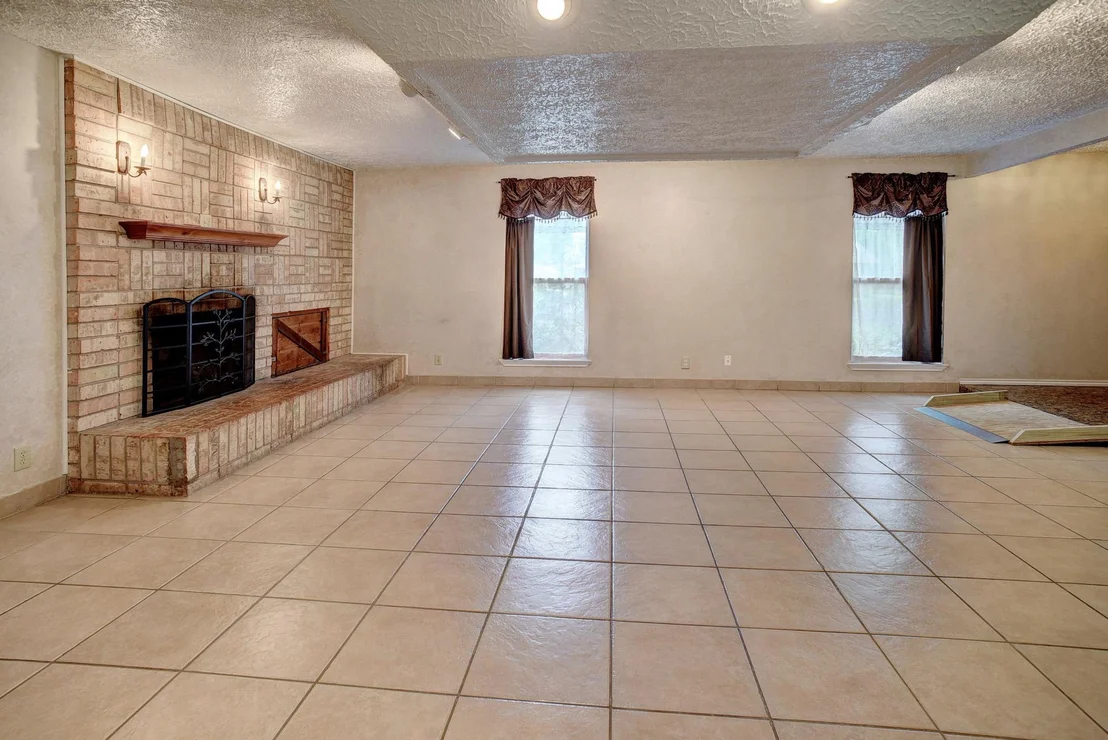 Photo of 204 Maynard ST