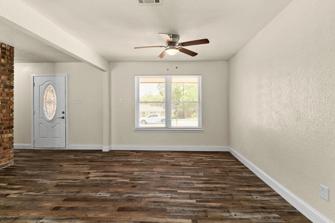 Photo of 612 Manning DR