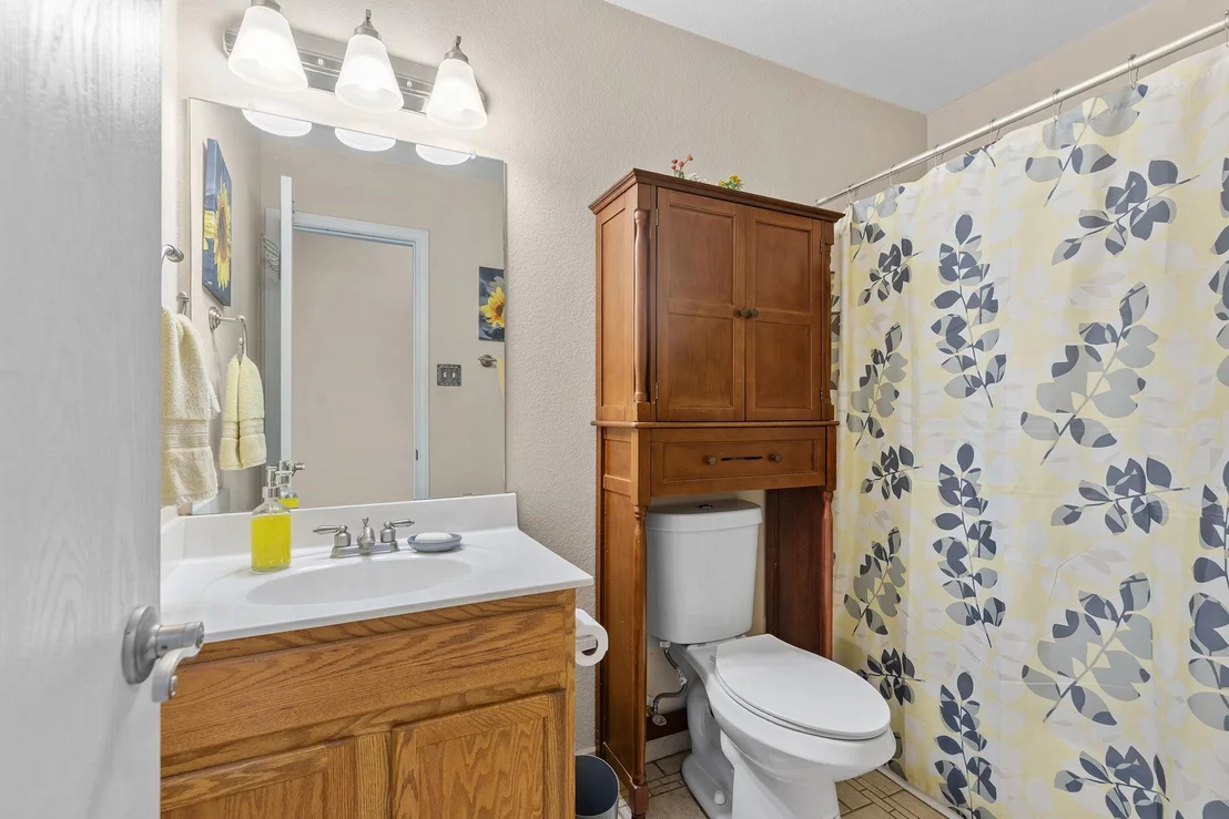 Photo of 12800 Starbrimson TRL
