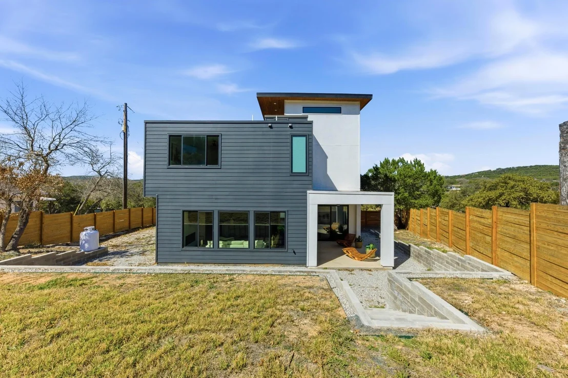 Photo of 11205 Beach RD