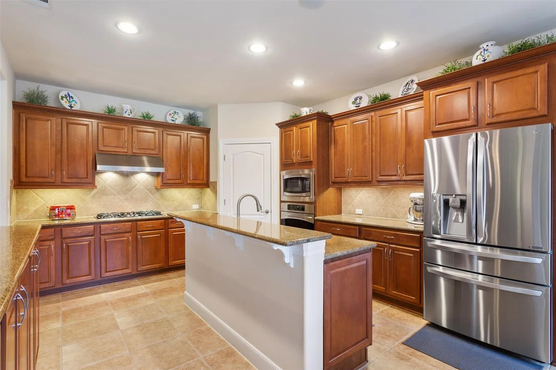 Photo of 619 Breezeway LN