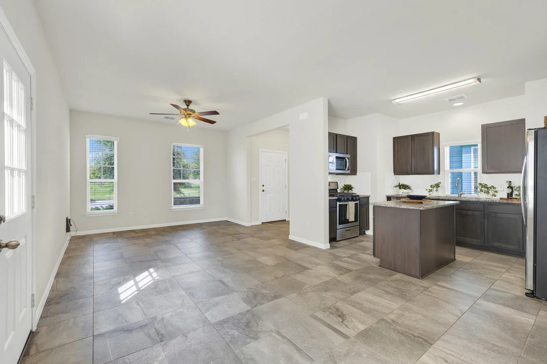 Photo of 109 Bosque DR