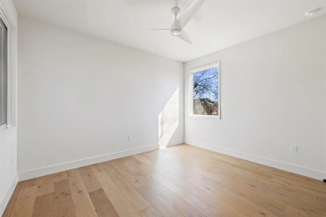 Photo of 201 Broadway ST