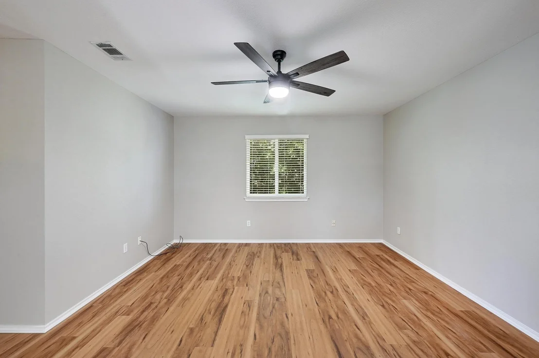 Photo of 7400 Spivey DR