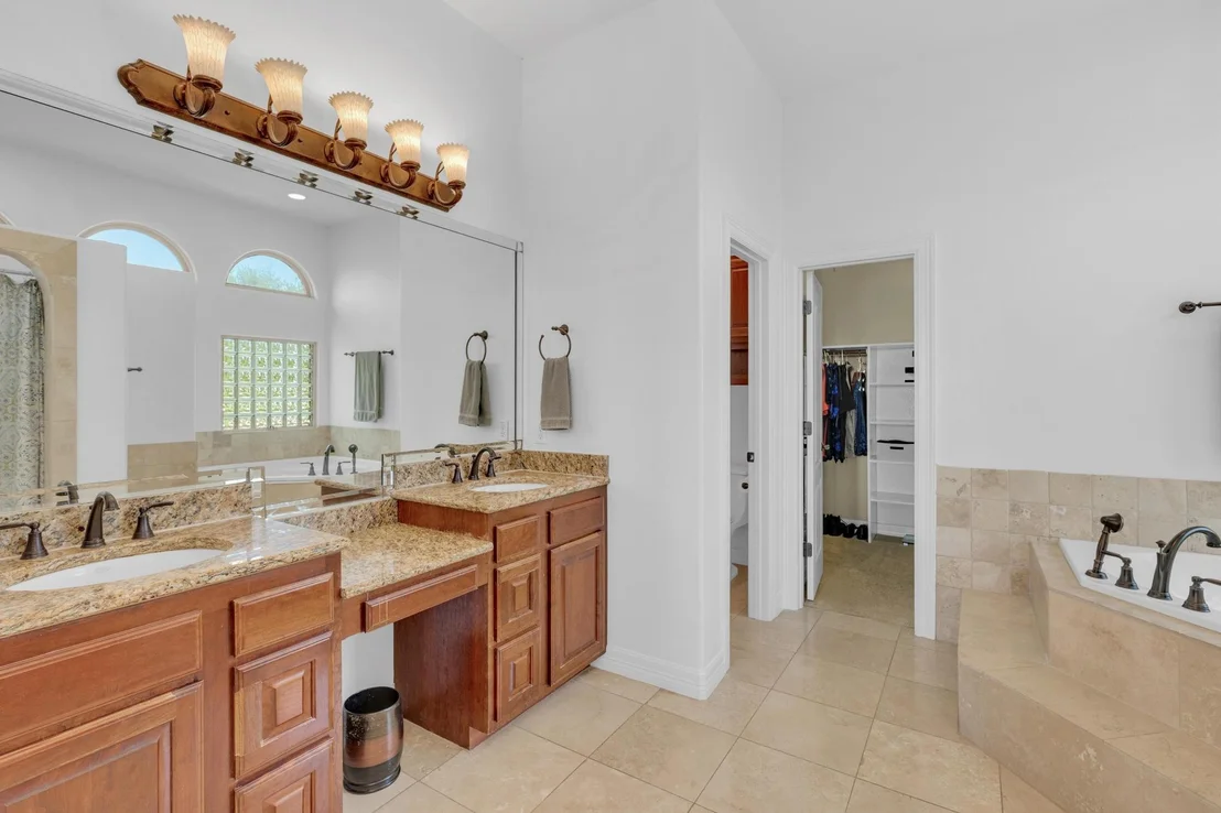 Photo of 117 Lookout CIR