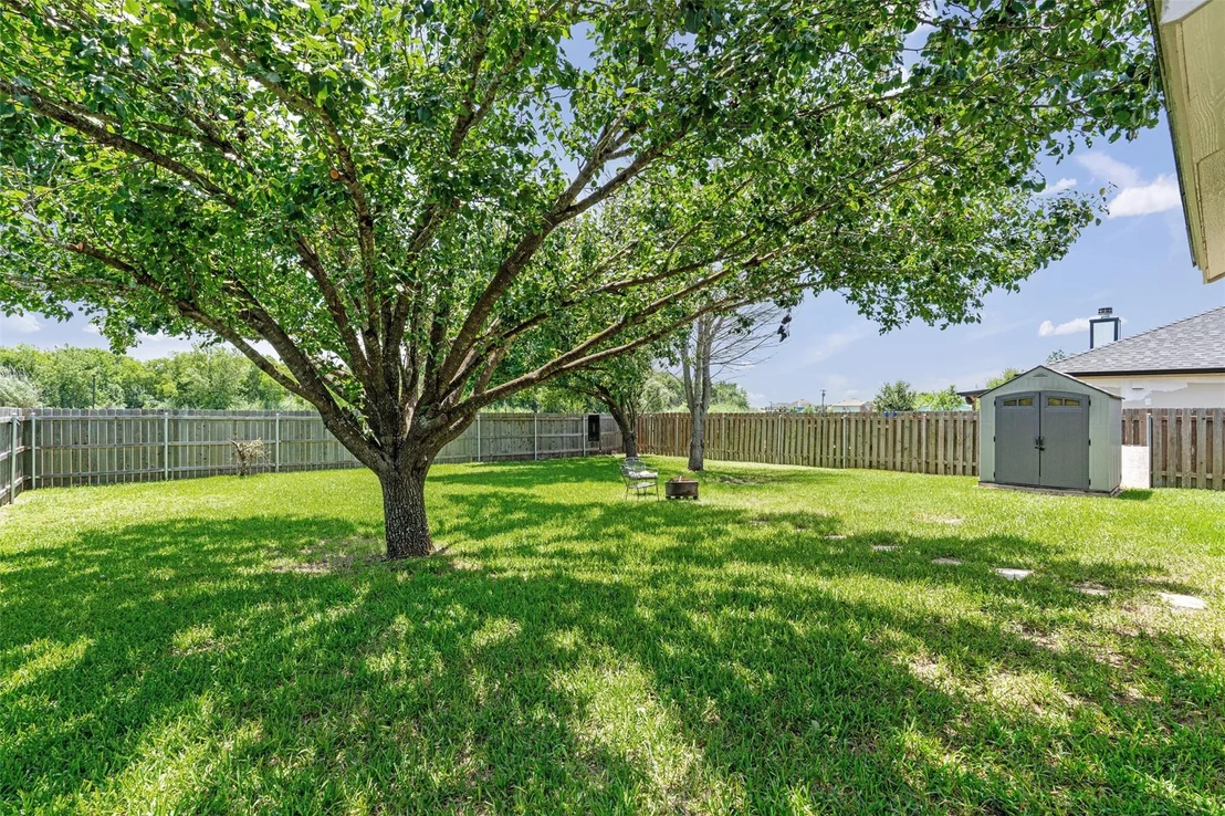 Photo of 208 Meadowside DR
