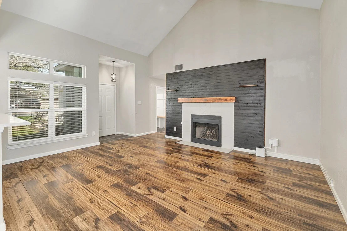 Photo of 2207 Raintree PATH