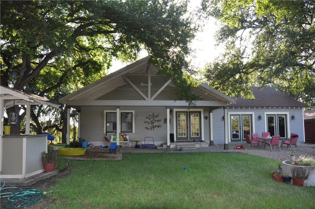 Photo of 3003 Burleson RD