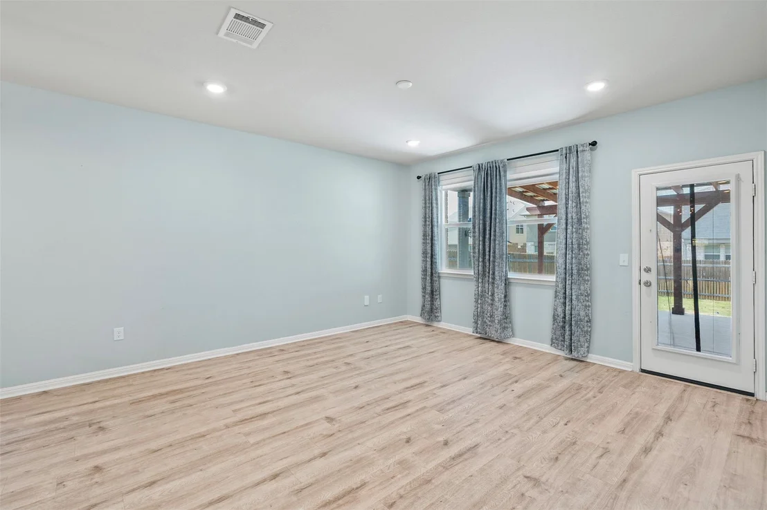 Photo of 120 Ellinger RD
