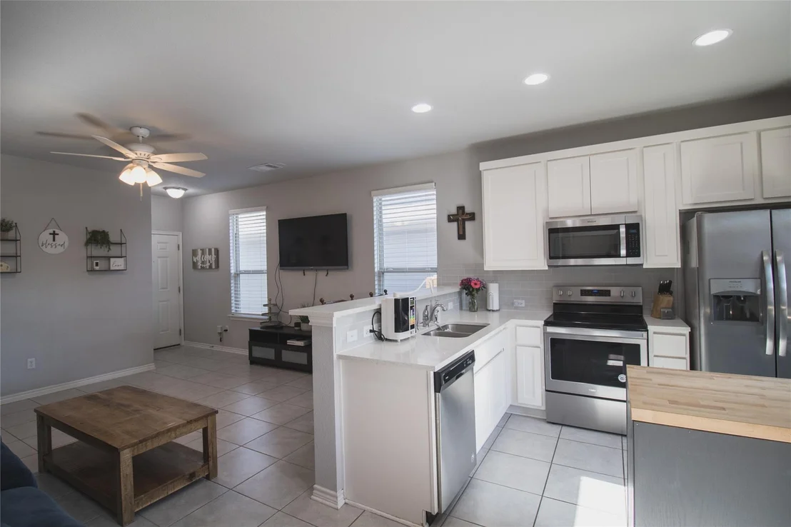 Photo of 340 Trellis BLVD
