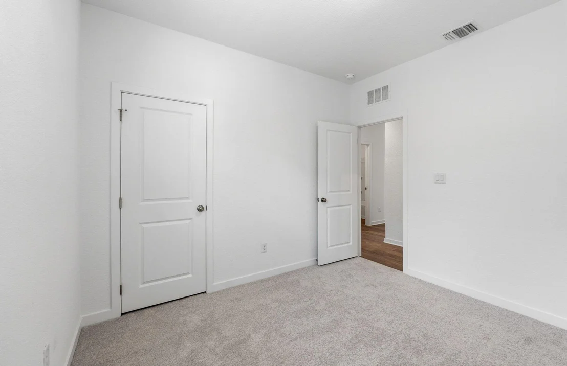 Photo of 108 Blackfoot Daisy PATH