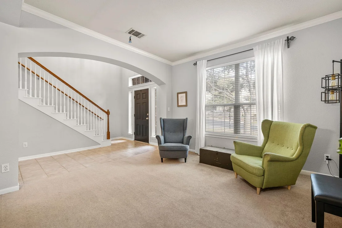 Photo of 3936 Lord Byron CIR