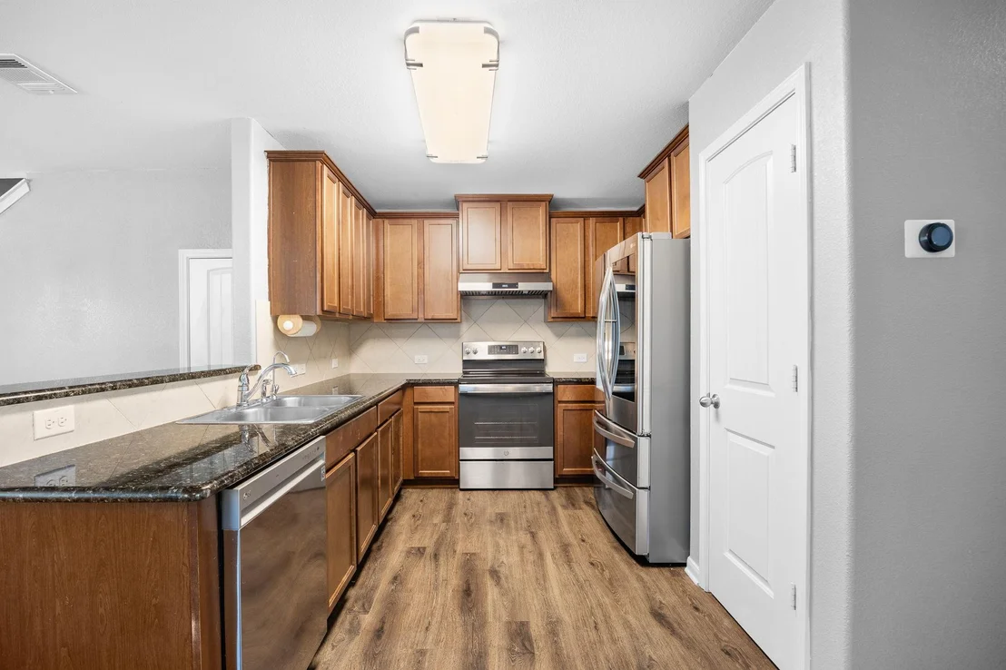 Photo of 212 McCoy LN