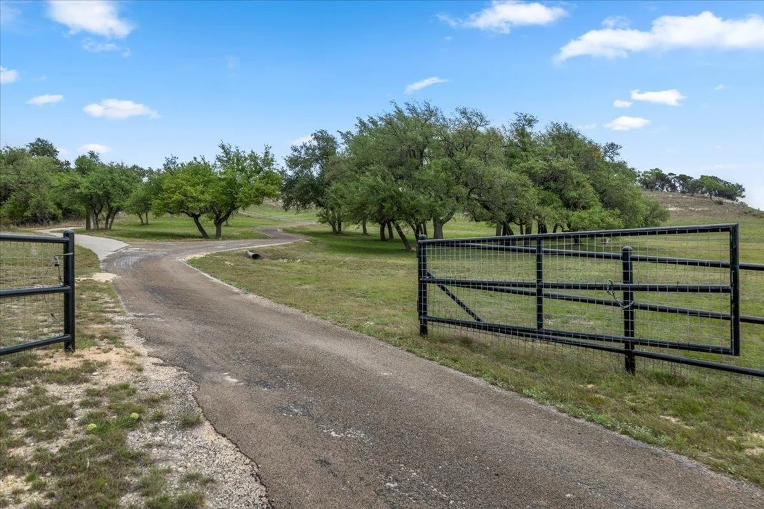 Photo of 6594 W Hwy 290