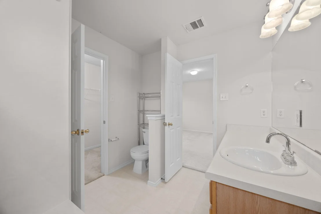 Photo of 904 Sally Lunn WAY