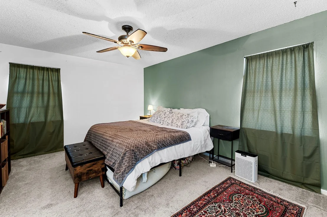 Photo of 905 Moss CIR