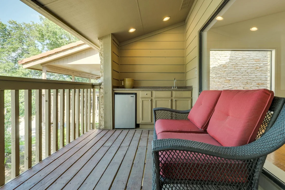 Photo of 103 Crescent Bluff