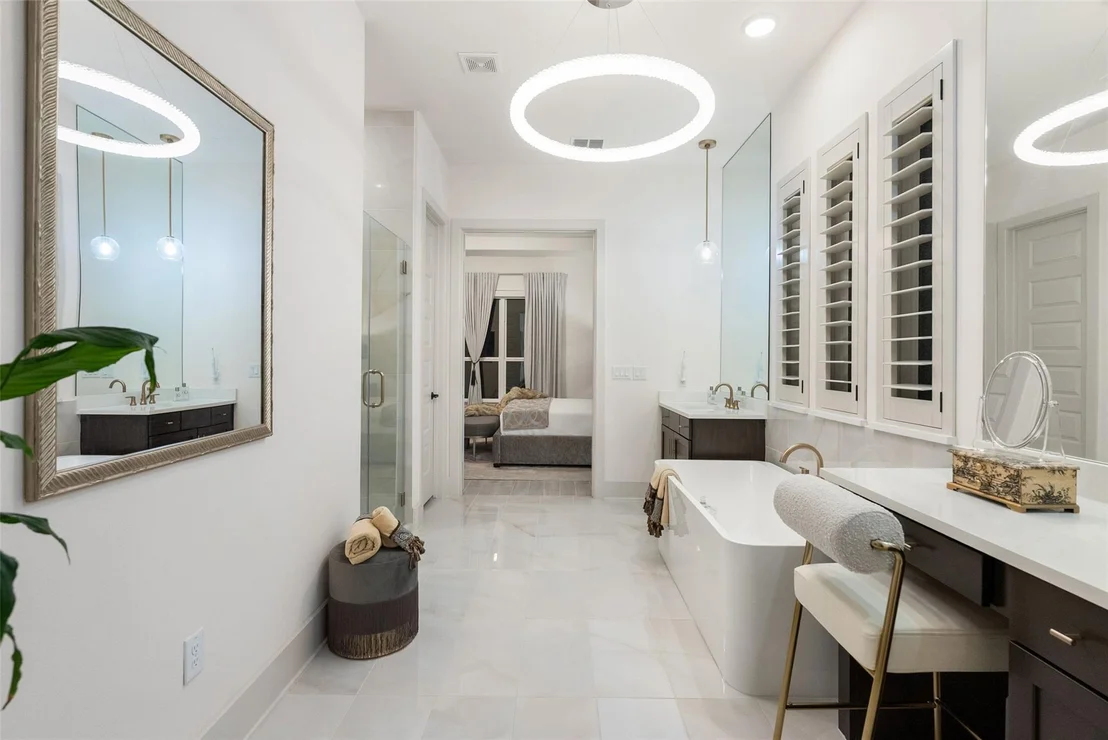 Photo of 617 Rawson BND