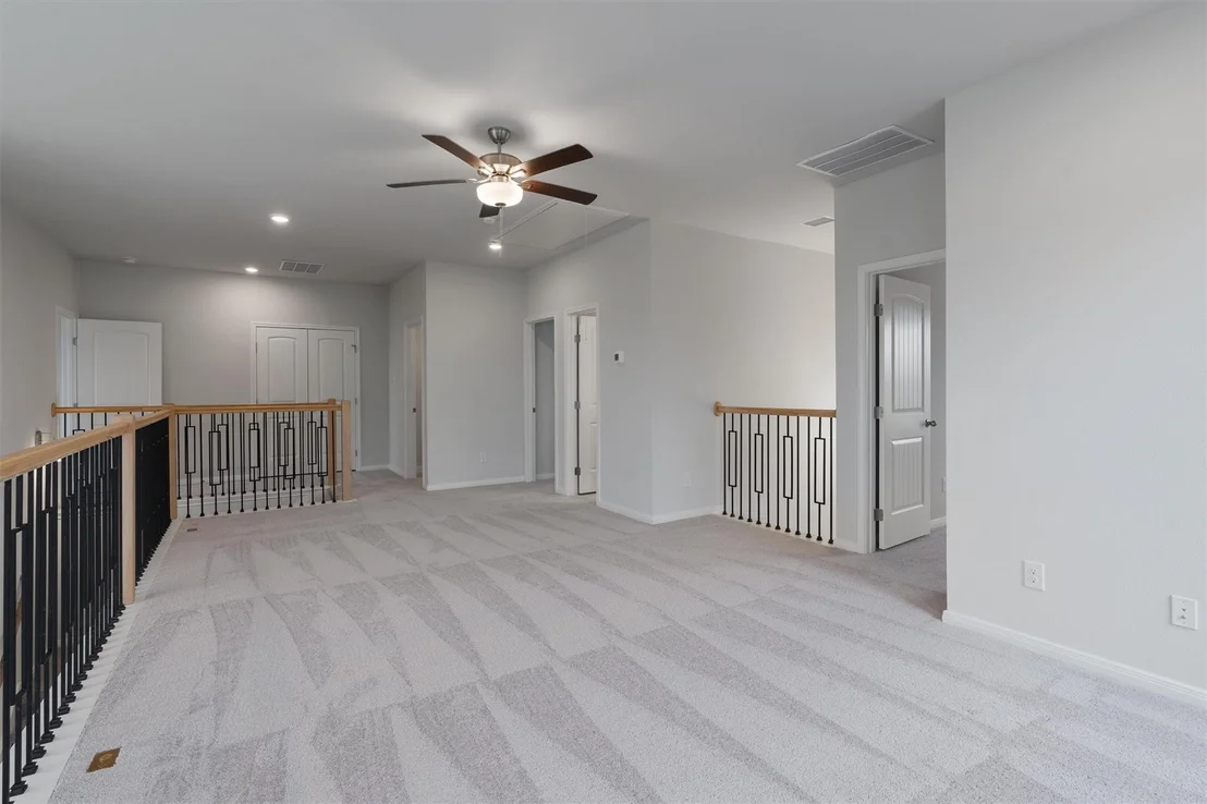 Photo of 313 Stellar Wind DR