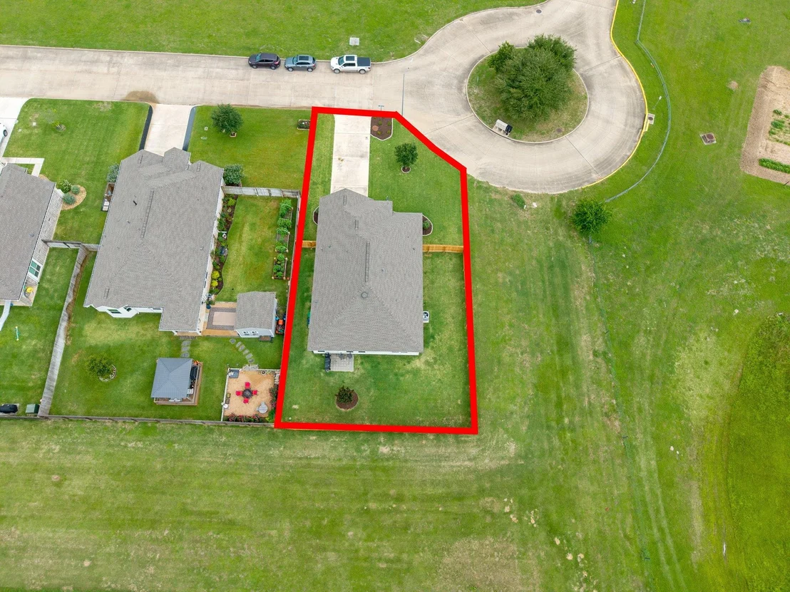 Photo of 1401 Timber Oaks DR