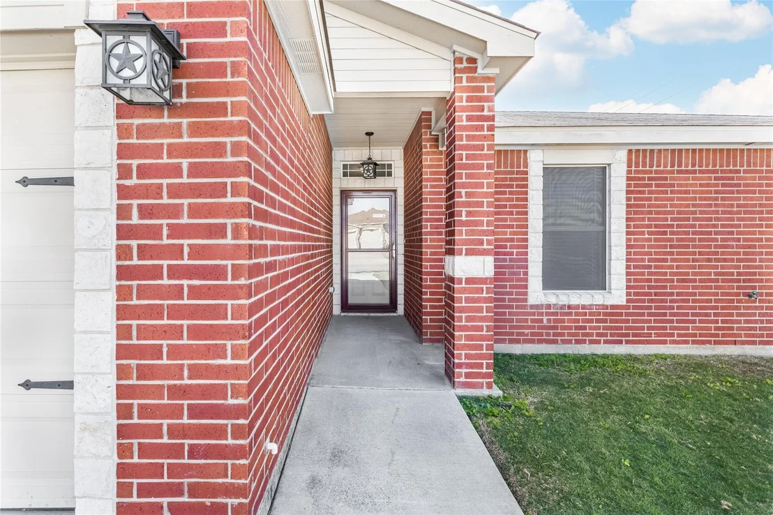 Photo of 3300 Rockwall DR