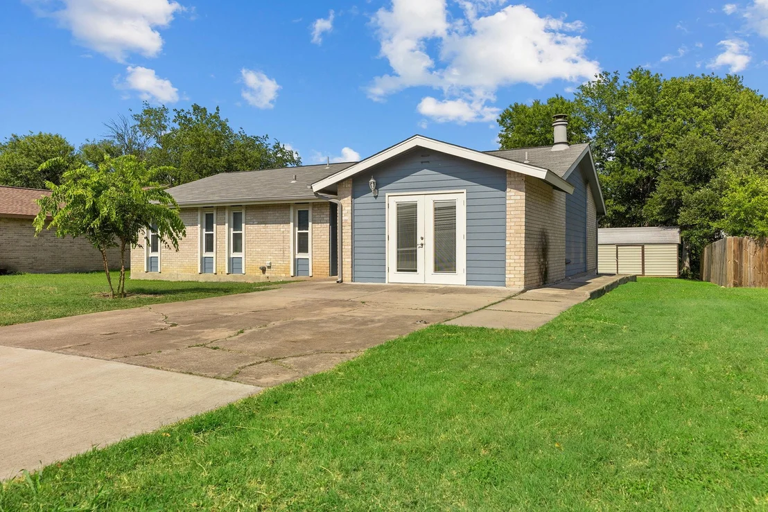 Photo of 1703 Greyson DR