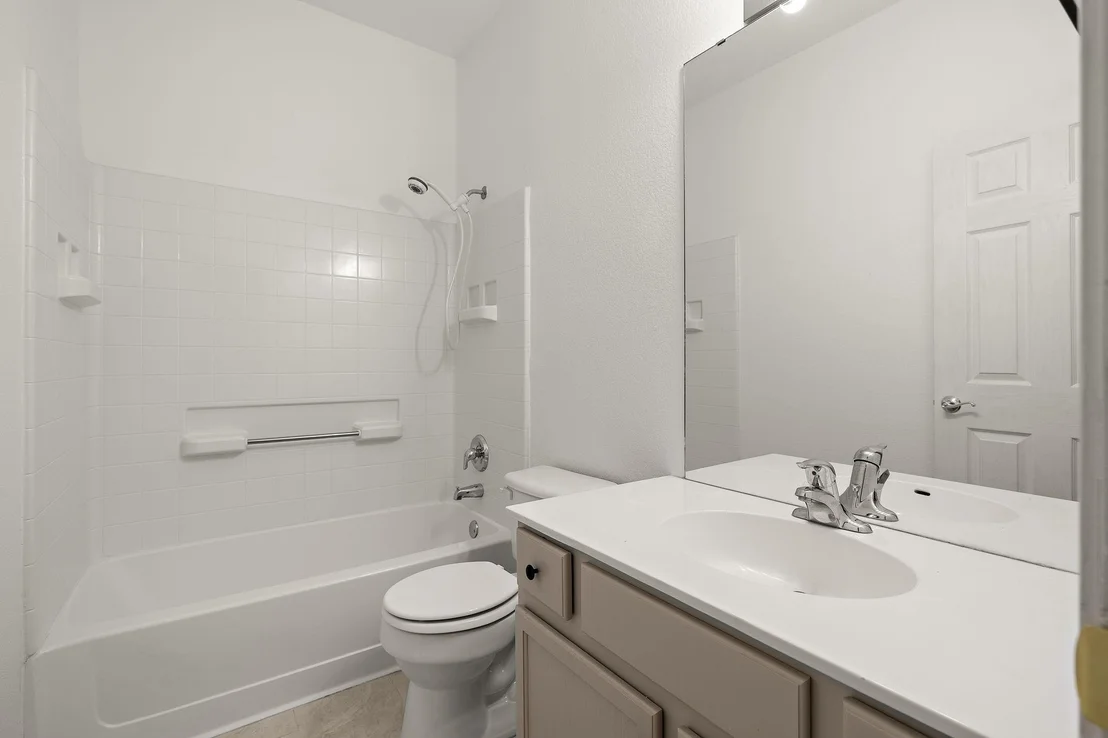 Photo of 210 Crockett LOOP