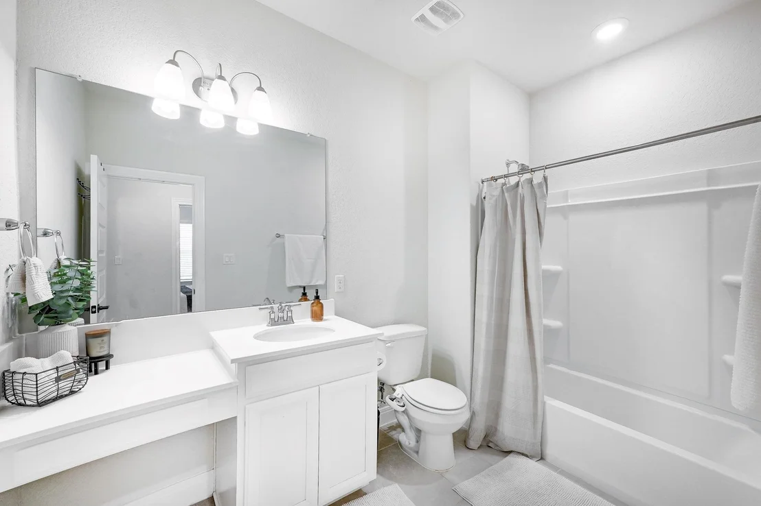 Photo of 6409 Folsom Ave