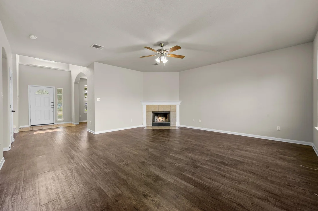 Photo of 215 Gainer DR