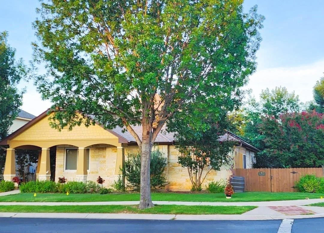 Photo of 402 Village Commons BLVD