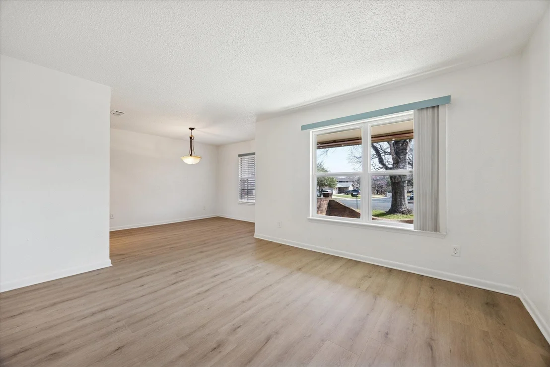 Photo of 10512 Walnut Bend DR