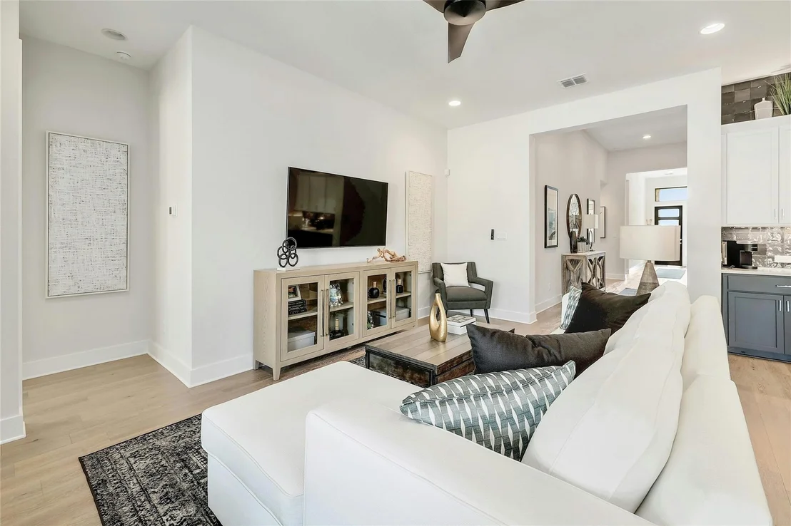 Photo of 228 Alistair DR