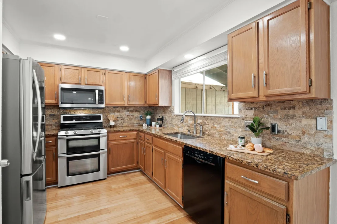 Photo of 604 S 4th ST