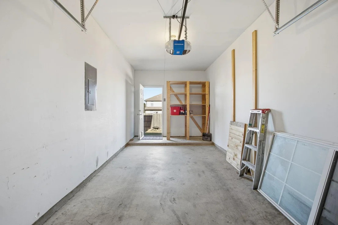 Photo of 408 Azurite DR