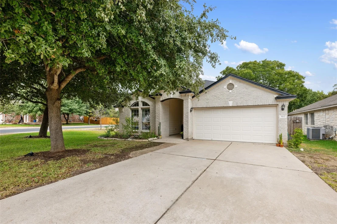Photo of 3112 Lynnbrook DR