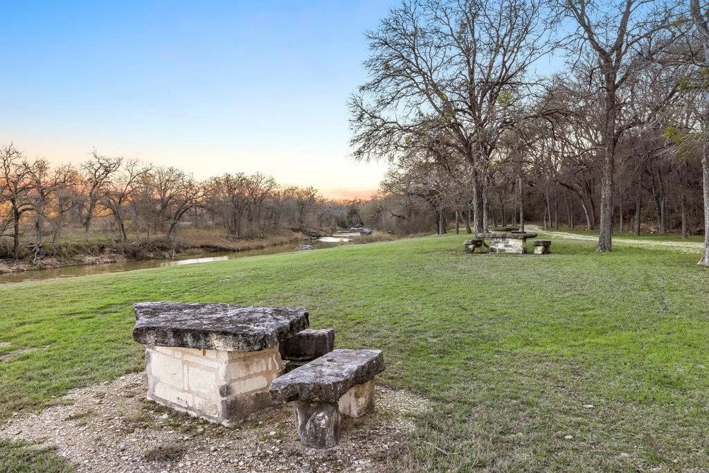 Photo of 1209 Shady Oaks