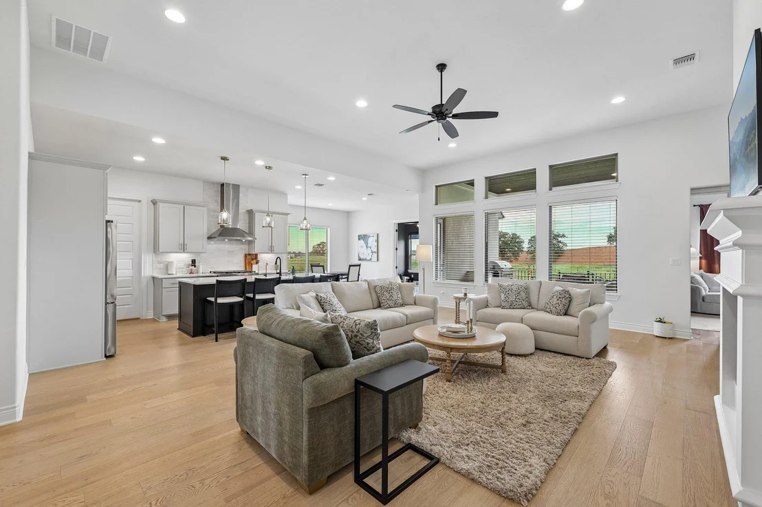 Photo of 130 Firethorn LOOP