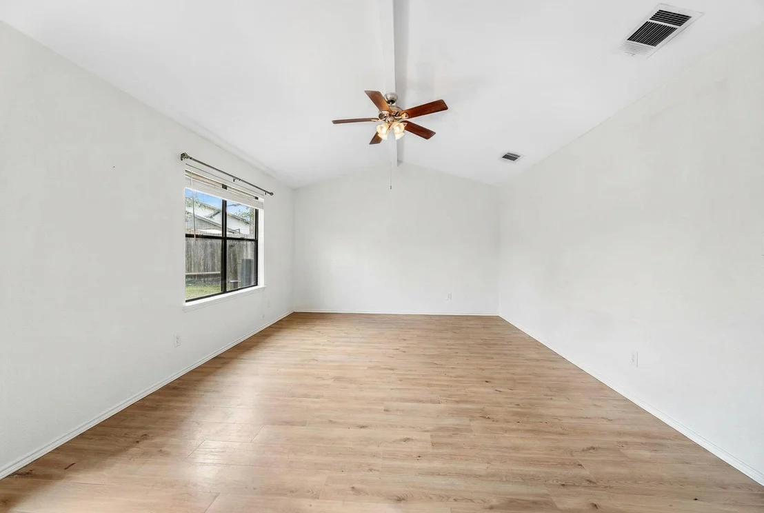 Photo of 8003 Boneta TRL