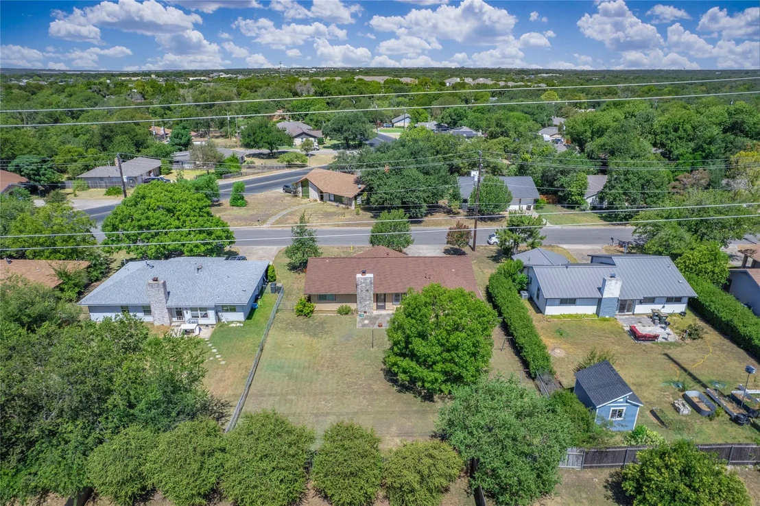 Photo of 404 E Central DR