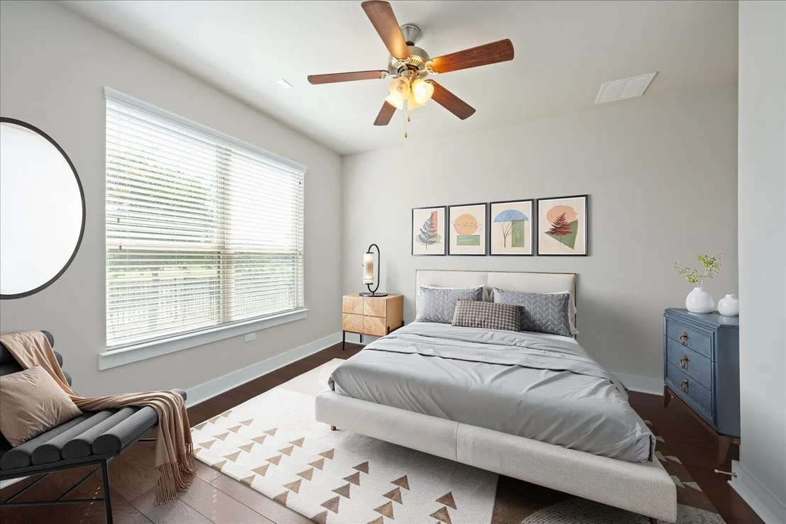 Photo of Unit 4 at 9305 McKnight LOOP