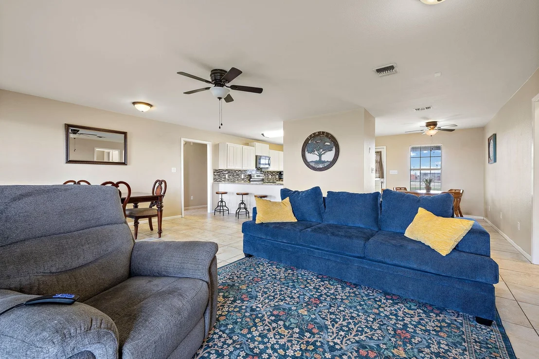 Photo of 851 County Road 454 RD