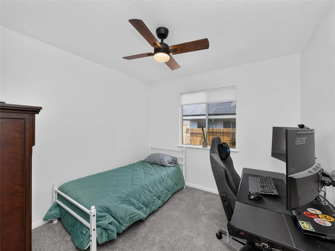 Photo of 105 Dogwood DR