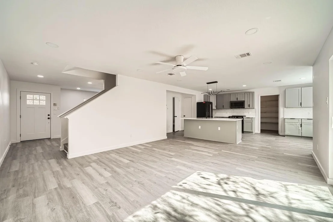 Photo of 2604 Andres WAY