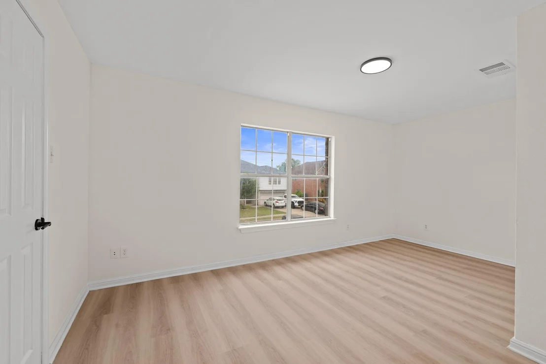 Photo of 1181 Forest Bluff TRL